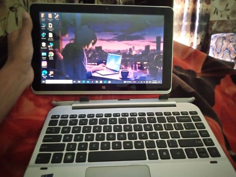 Haier laptop neat and clean 0