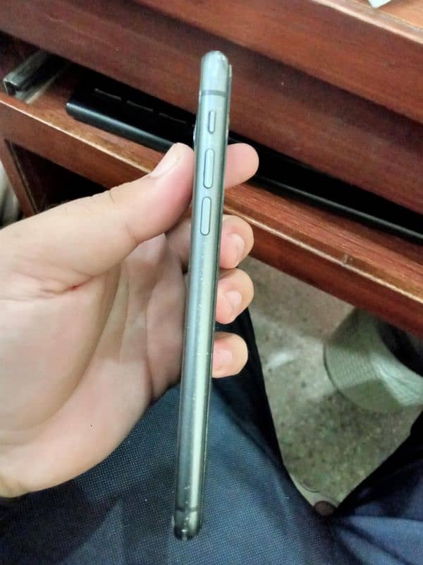 Iphone 11 Non PTA 8