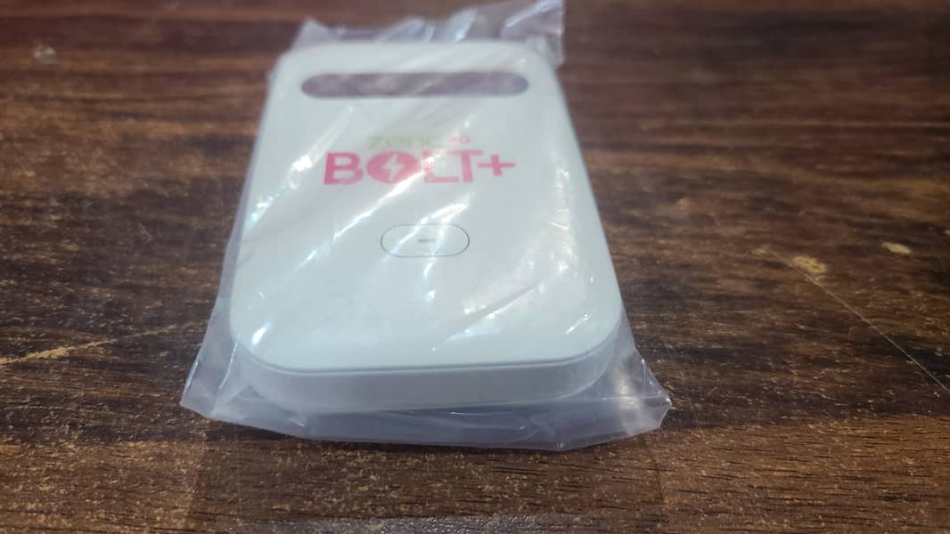 Zong 4G LTE Device Bolt+ Portable WiFi (Branded Used) 3