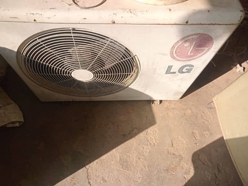 LG AC 1.5 ton 3