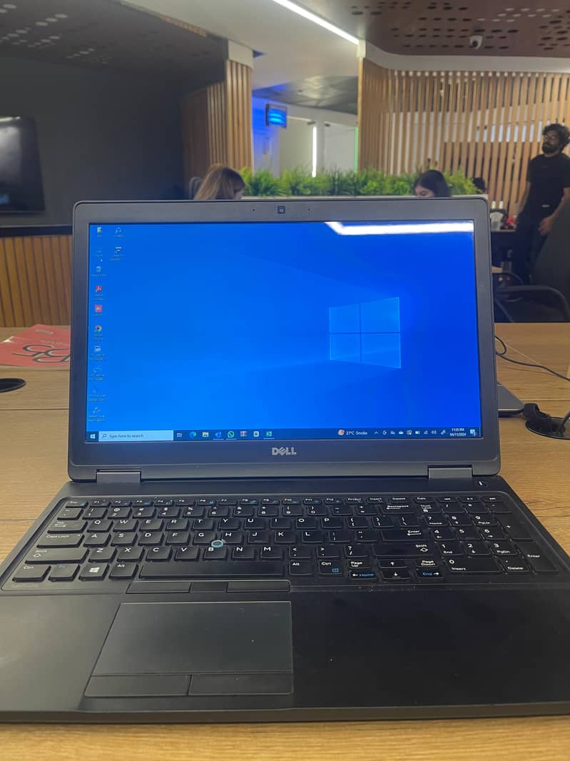 Dell latitude 5580 Core i5 6th Genration 9