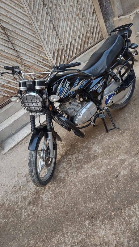 suzuki 150 SE 2018-19 2