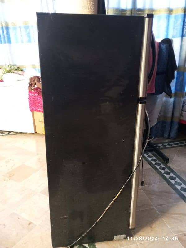 Singer Fridge for sale 3