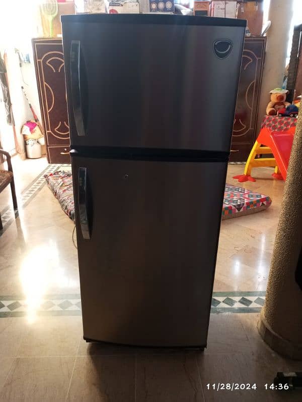 Singer Fridge for sale 4