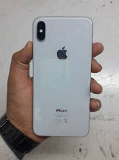 I PHONE XS MAXX NON PTA BUTT SIM WORKING 6 months se