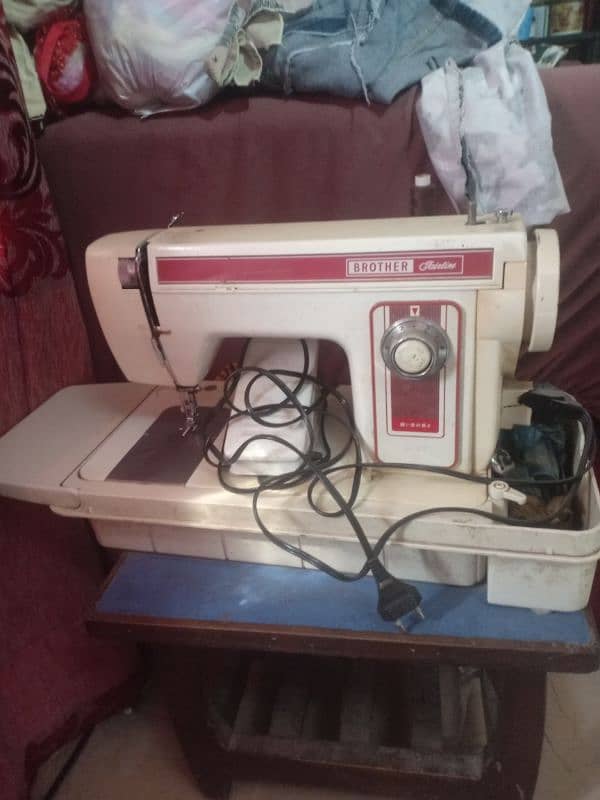 brother sewing machine good condition 1