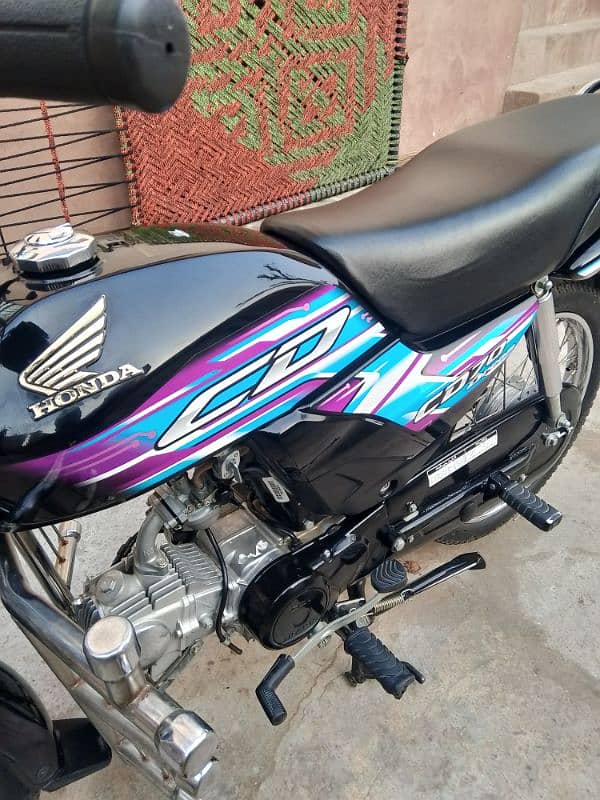 Honda CD 70 dream 8