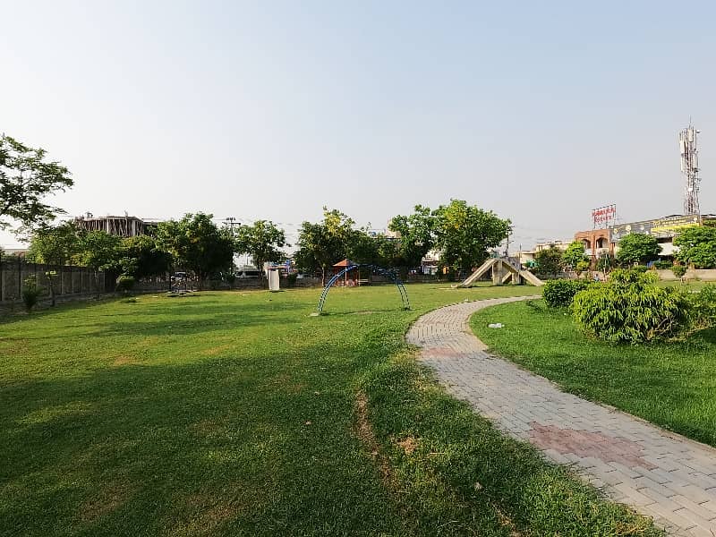 1 Kanal Best Location Plot For Built Home And Builder Near Park Mosque Market Plot For Sale 25