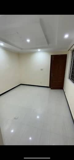 Mumty room for rent in g-11/2