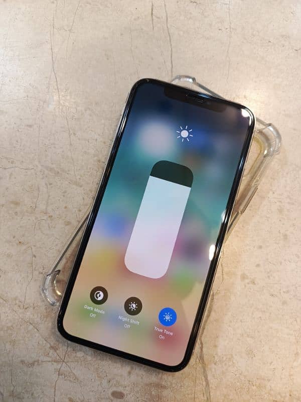 Apple iPhone X 2