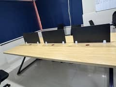 Employees Table for 6 Person Sitting