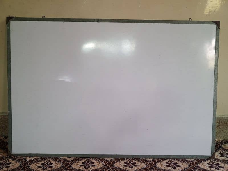 White board 0