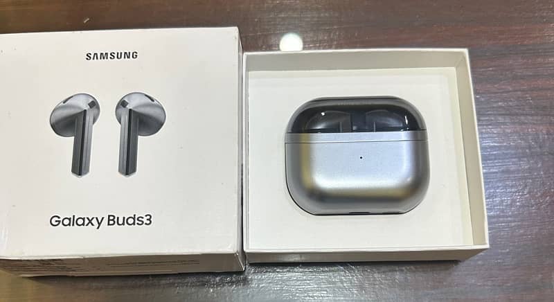 Galaxy Buds 3 1