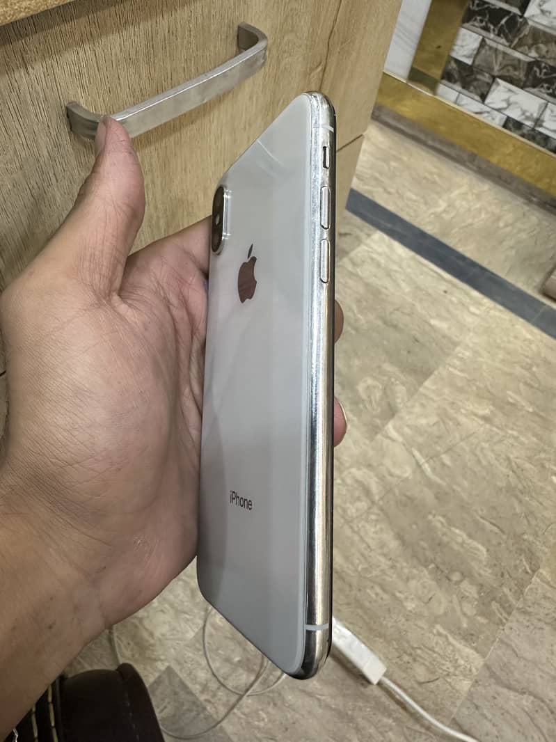 Iphone x 256 gb pta approved 2