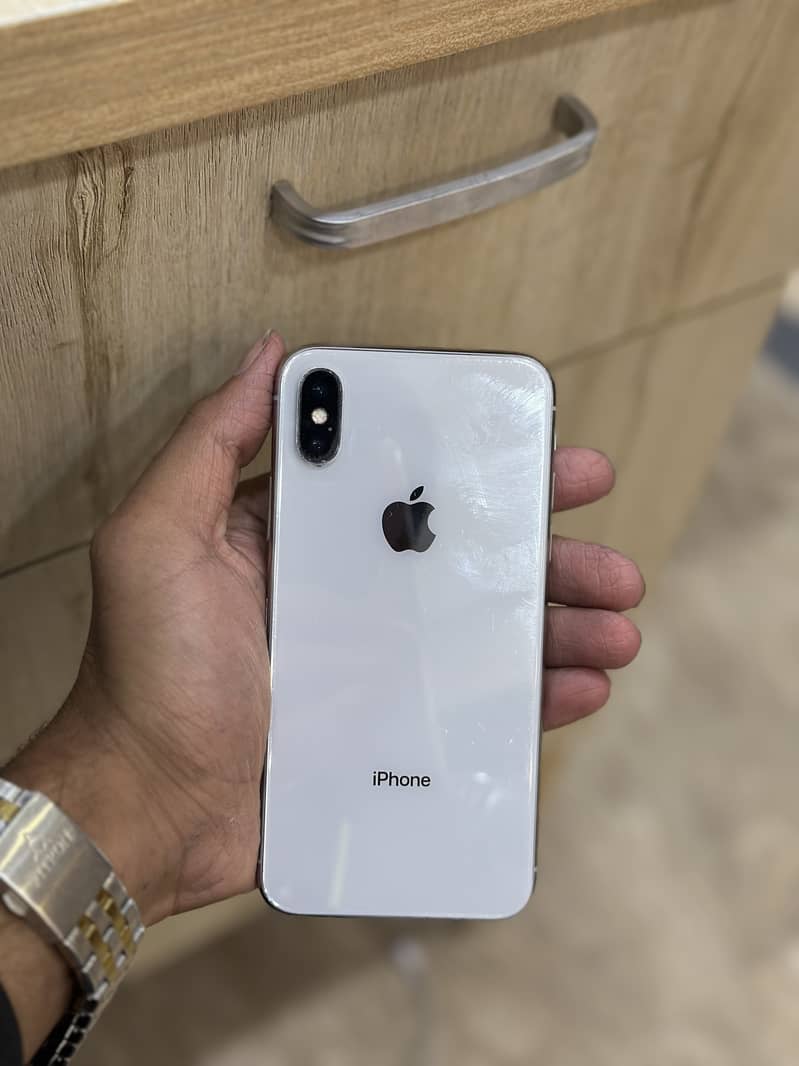 Iphone x 256 gb pta approved 4