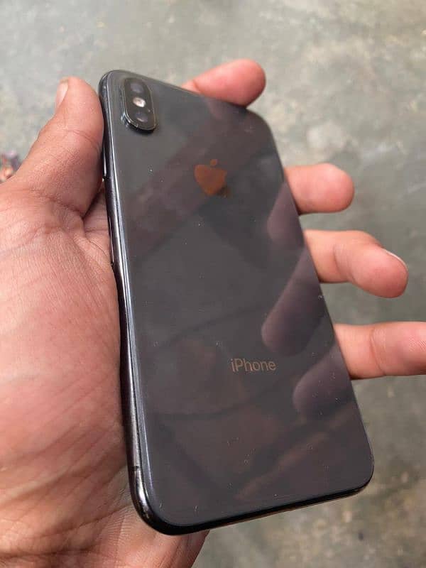 I Phone XS  Non PTA Factory Unlock  64 GB 2