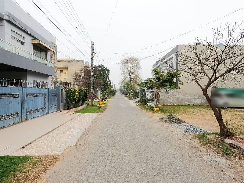 10.50 Marla Corner 40-Feet Road Ideal Location Near Park Mosque Market Plot For Sale 8