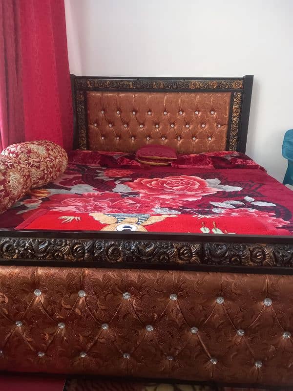 Double Bed king Size 0