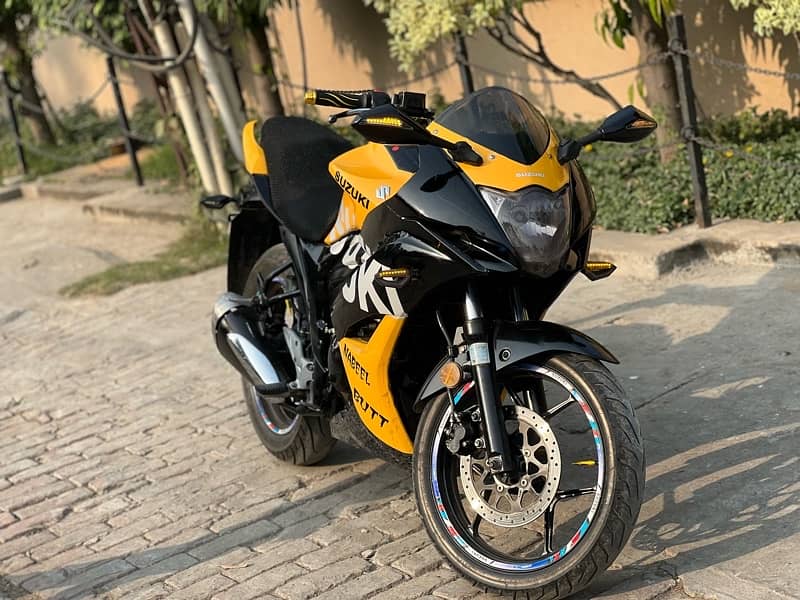 SUZUKI GIXXER 150 SF 2020 1