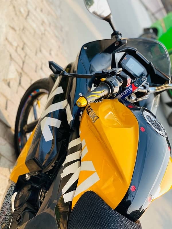 SUZUKI GIXXER 150 SF 2020 8