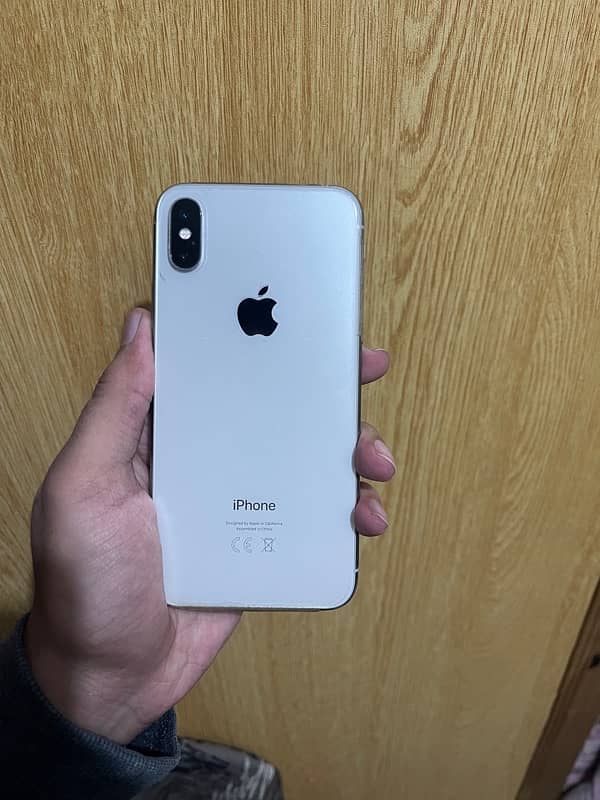 Iphone x 64 gb pta approved white color 0