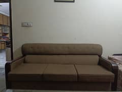 there is a sofa set want to sell condition 9/10