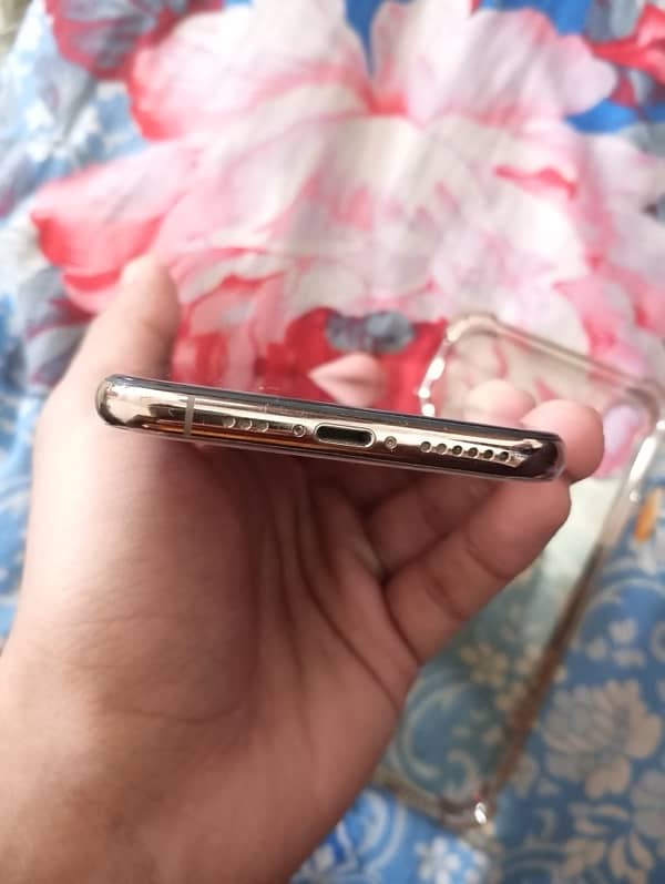 Iphone xs pta 4