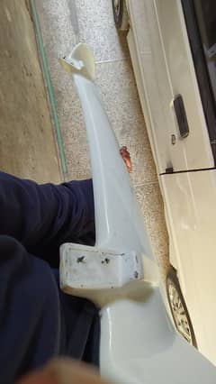 Mehran Universel spoiler