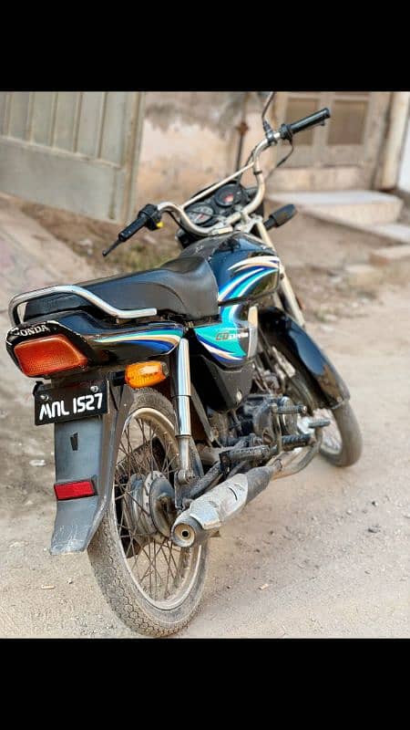 Honda CD 70 Dream 1