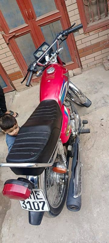 neat and clean bike 1 hand use all documents clear 03046824148 4