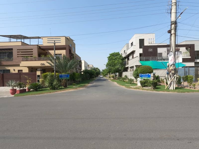 1 Kanal 40 Feet Road Cheaper Price For Built Home Plot For Sale 0