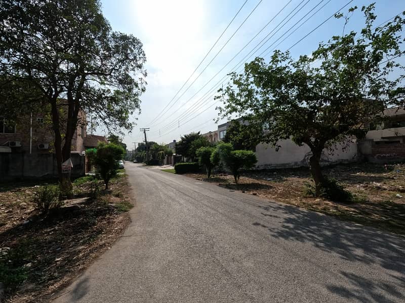 10 Marla Best Builder Location Semi Corner Near Park Mosque And Market Plot For Sale 26