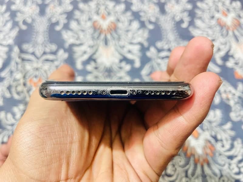 iPhone X 64 GB PTA APPROVED 4