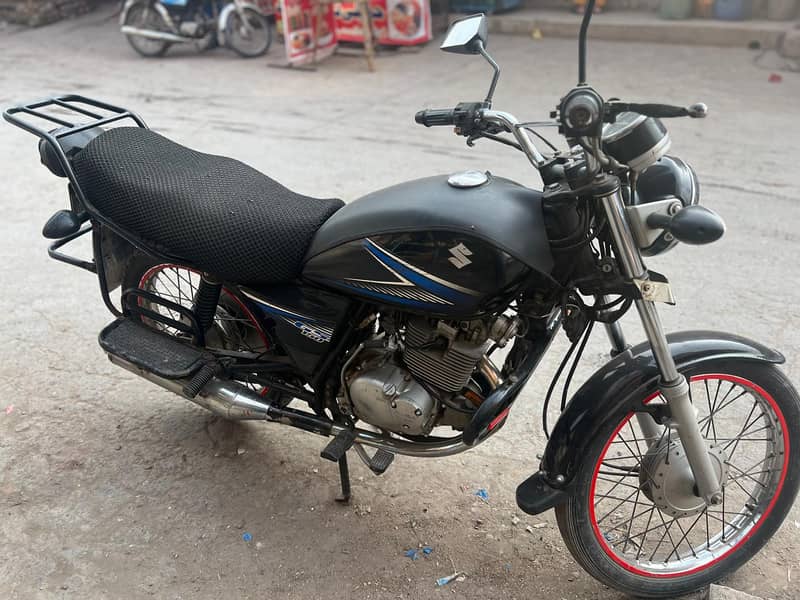 Suzuki GS 150 2016 0