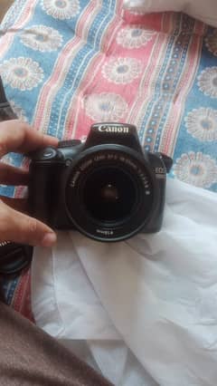 Canon EOS 1100D