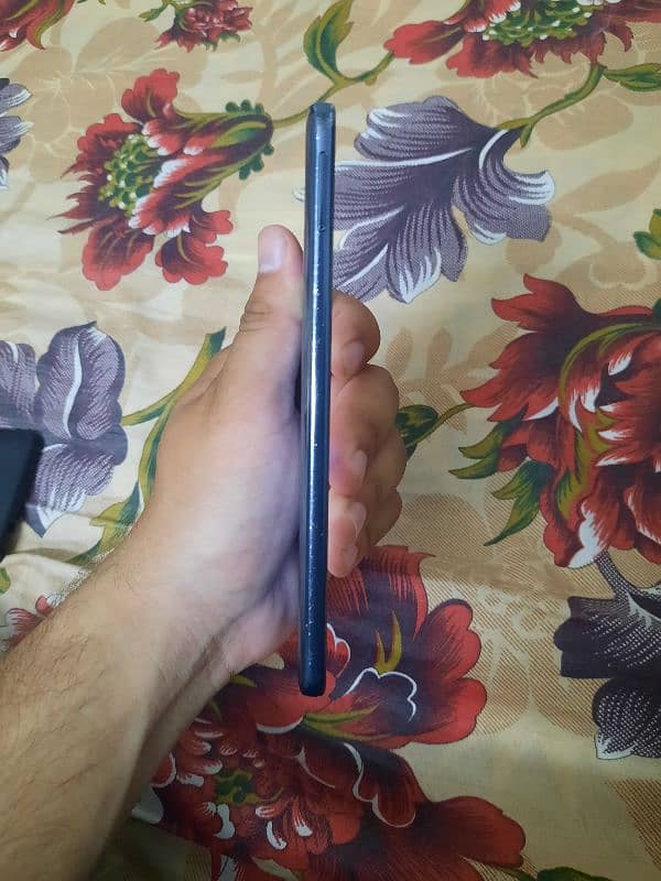 Huawei Mate 10 Pro ( 6GB/128GB ) 4