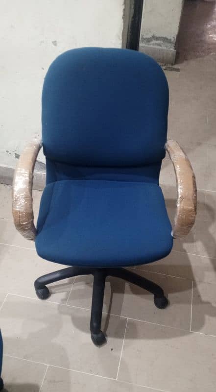 Office Revolving  Chairs 0