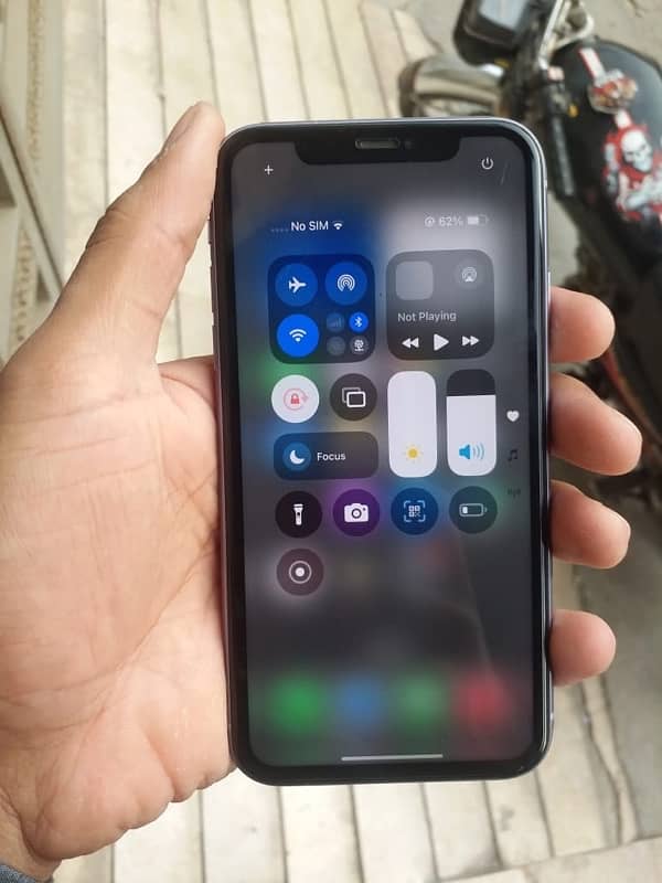 Iphone 11 64gb nonpta exchange possible 4