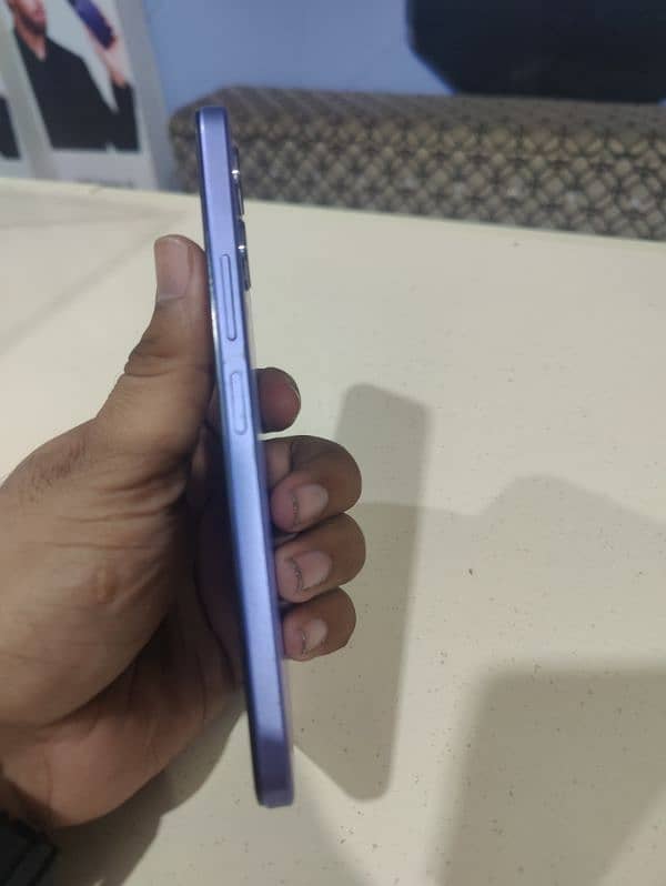 Vivo y17s 6/128 2