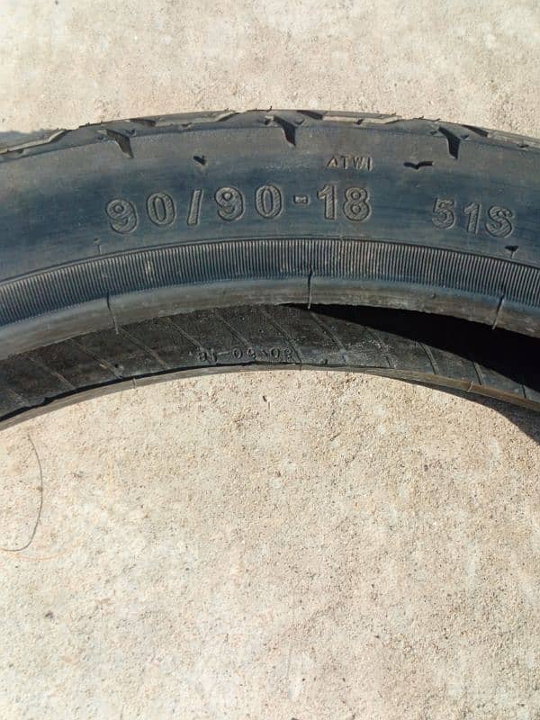 service  back tyre 18/90/90 + hc exhaust  heavy sound 12