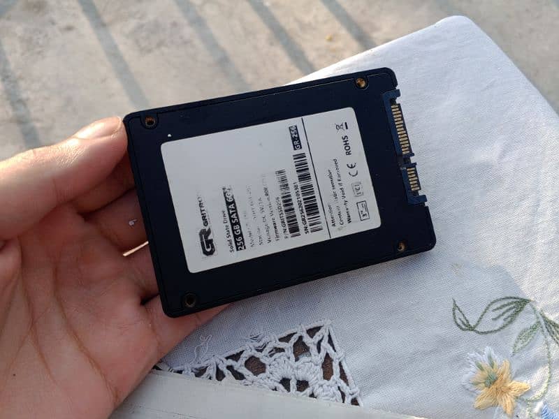 GRITRONIX 256gb SSD 2