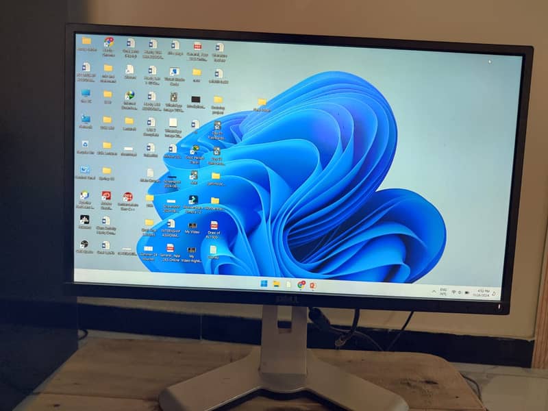 Dell P2417H 24 inch Ips Monitor Narrow Bezel 10/10 Condition 3