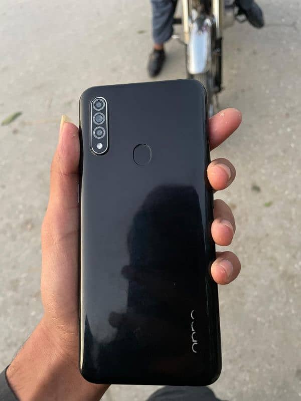 OPPO A31 0