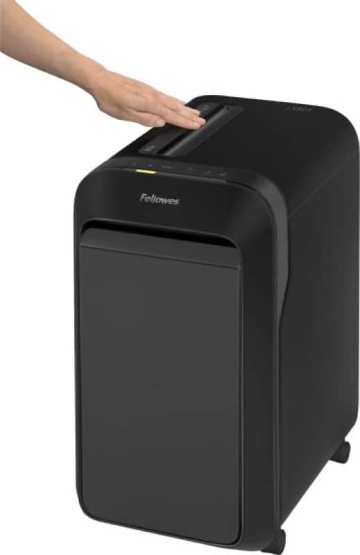 Fellowes paper shredder 1