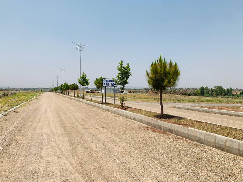 Plot for Sale in Jinnah Garden Phase 1 On Investor Price 0