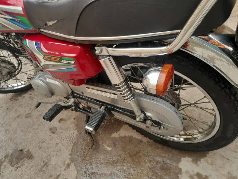 Honda CG 125 urgent sale 3