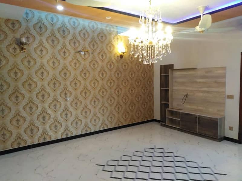 10 Marla Luxury Non Furnished Lower Available For Rent In Bahria Town Lahore 12