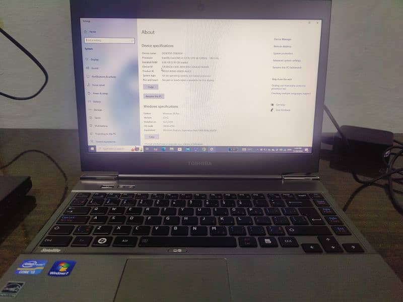 Toshiba satellite core i3 1