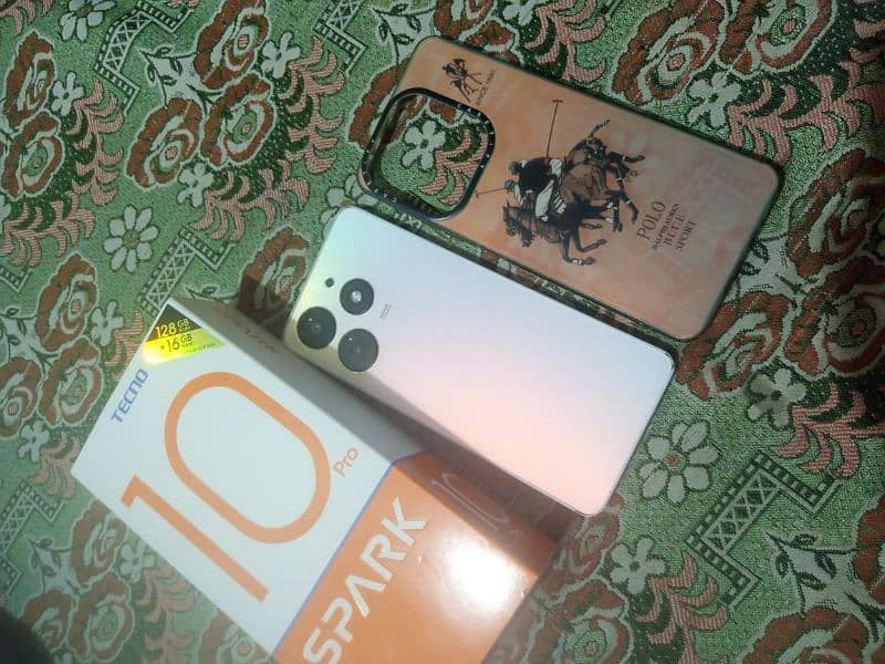 Tecno spark 10 pro 0