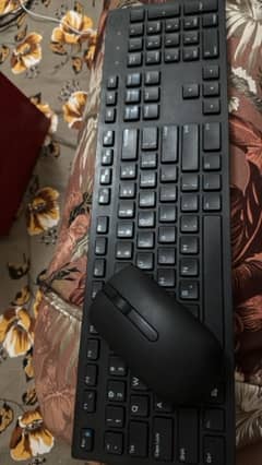 DELL WIRELESS KEYBOARD,MOUSE (PAIR )AND BLUETOOTH CURVED MOUSE